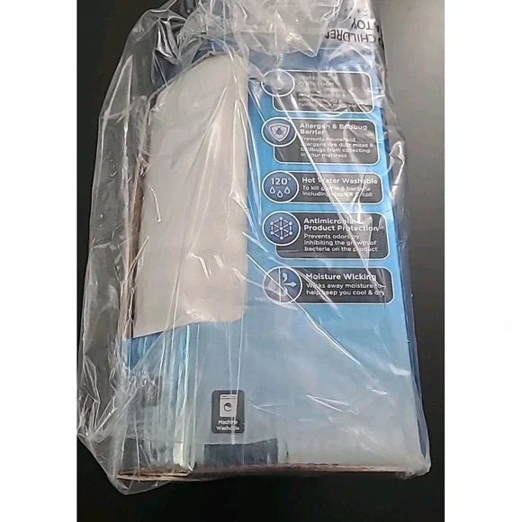 Allerease Zippered Mattress Protection Waterproof Allergen Barrier Twin Cover - Picture 5 of 5